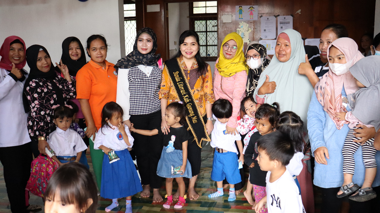 Bunda Literasi Gumas Kunjungan Kerja ke TK. Sinar Kasih Kuala Kurun