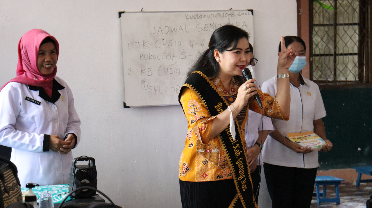 Bunda Literasi Gumas Kunjungan Kerja ke TK. Sinar Kasih Kuala Kurun
