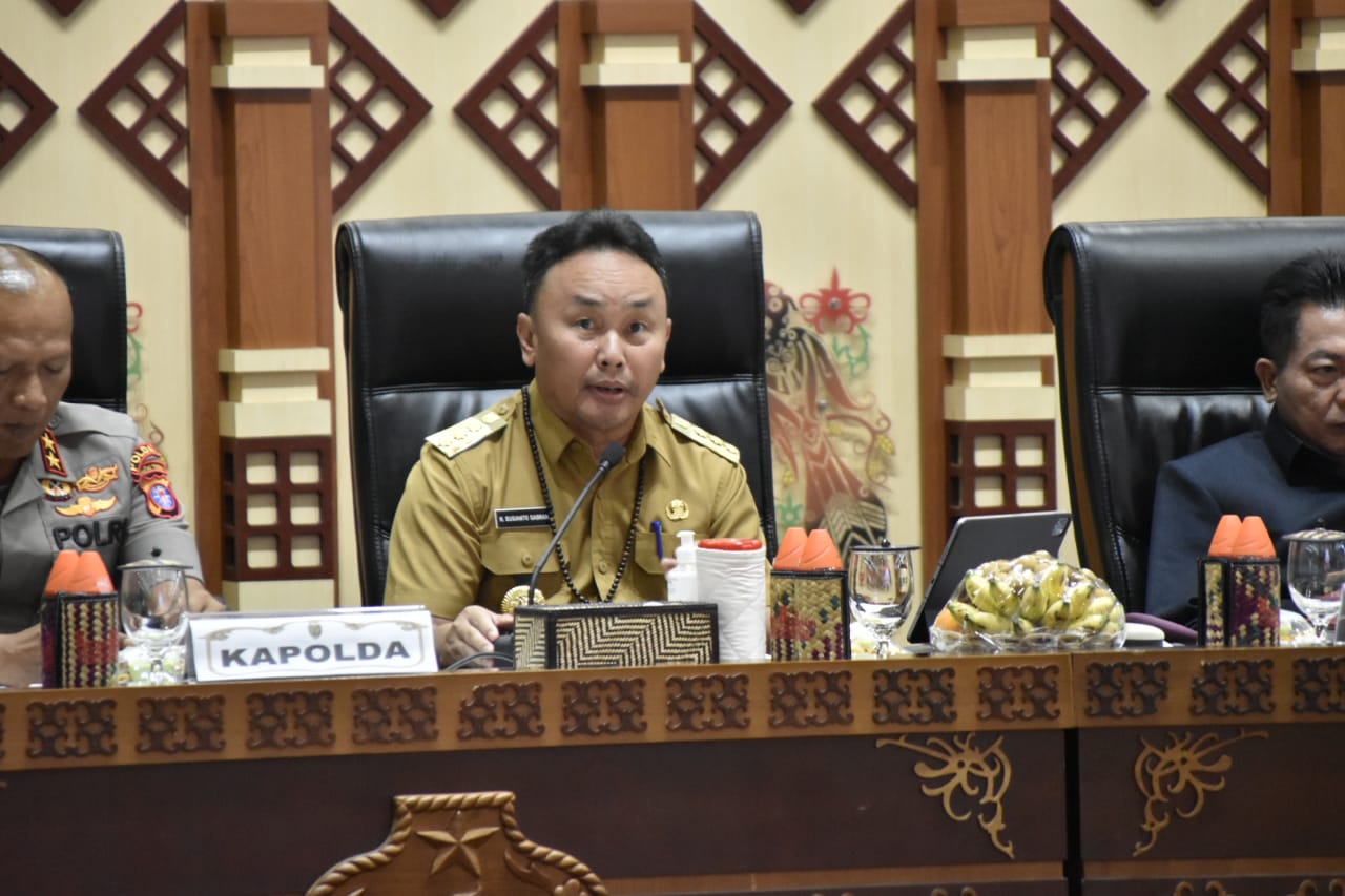 Gubernur Sugianto Sabran Pimpin Langsung Rakor Penanganan Dampak Banjir Di Kalteng