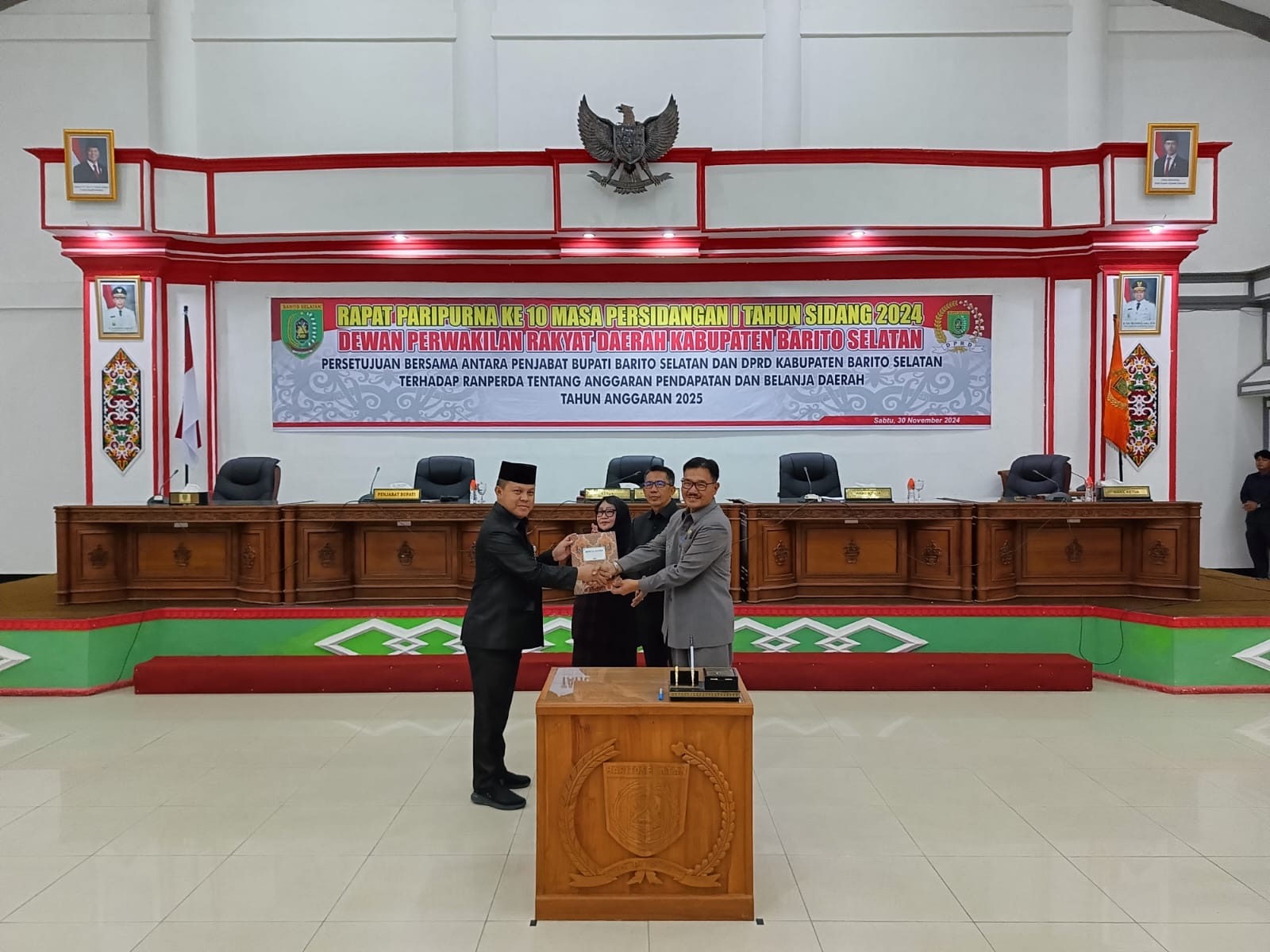 Pemkab dan DPRD Barsel sepakati perda APBD 2025