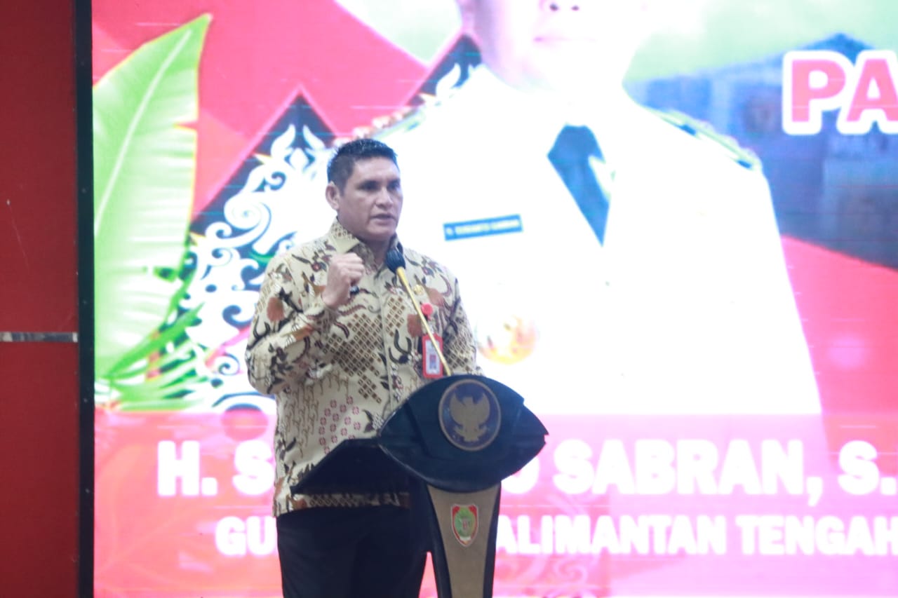 Plh Sekda Sri Widanarni Buka Rapat Optimalisasi dan Sosialisasi Pajak Daerah di Aula Jayang Tingang