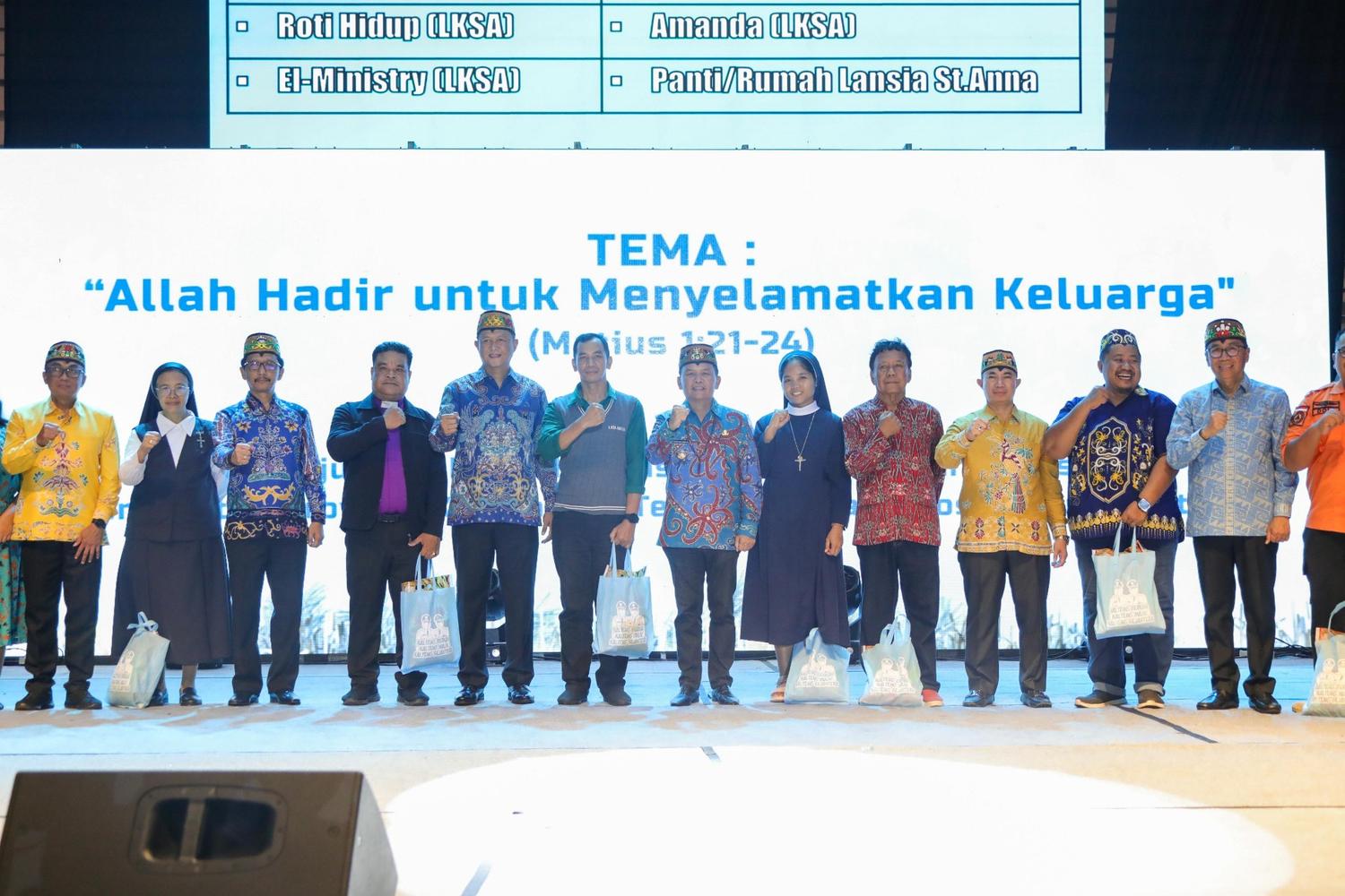 Gubernur Kalteng Agustiar Sabran Hadiri Ibadah dan Perayaan Natal Bersama Pemprov Kalteng Tahun 2025