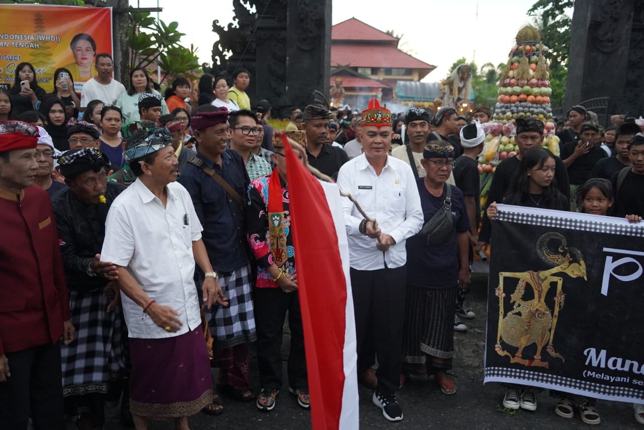 Kasatpol PP Kalteng Baru I Sangkai Lepas Pawai Ogoh-Ogoh Dalam Rangka Perayaan Hari Suci Nyepi Tahun Baru Saka 1947/2025 M
