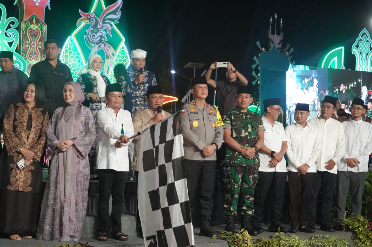 Gubernur Kalteng Lepas Peserta Pawai Gema Takbir Sambut Hari Raya Idulfitri 1 Syawal 1446 H