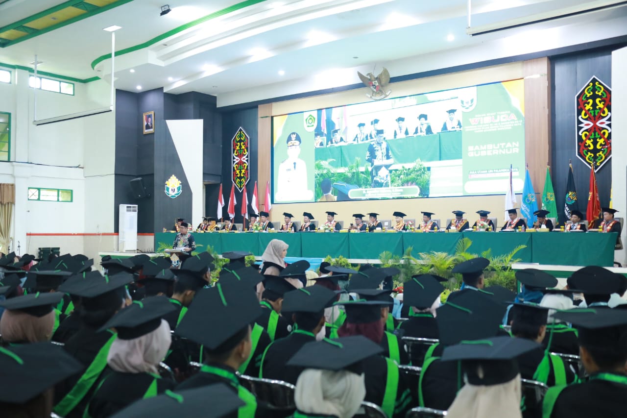 Staf Ahli Gubernur Kalteng Darliansjah Tekankan Wisuda sebagai Awal Perjalanan pada Wisuda UIN Palangka Raya 2026