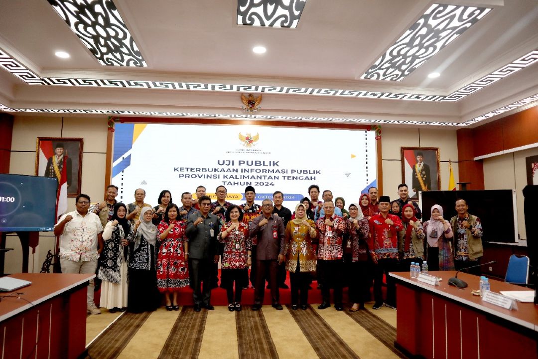 Kepala DP3APPKB Linae Victoria Aden Ikuti Tahapan Presentasi dalam Monitoring dan Evaluasi Keterbukaan Informasi Publik