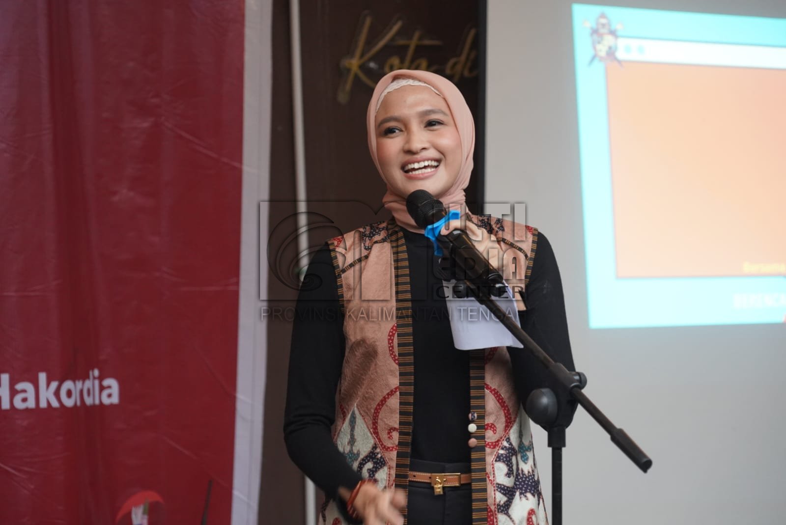 Ketua TP-PKK Ivo Sugianto Sabran Hadiri Momentum Peringatan Hari HIV / AIDS Sedunia Tingkat Prov. Kalteng