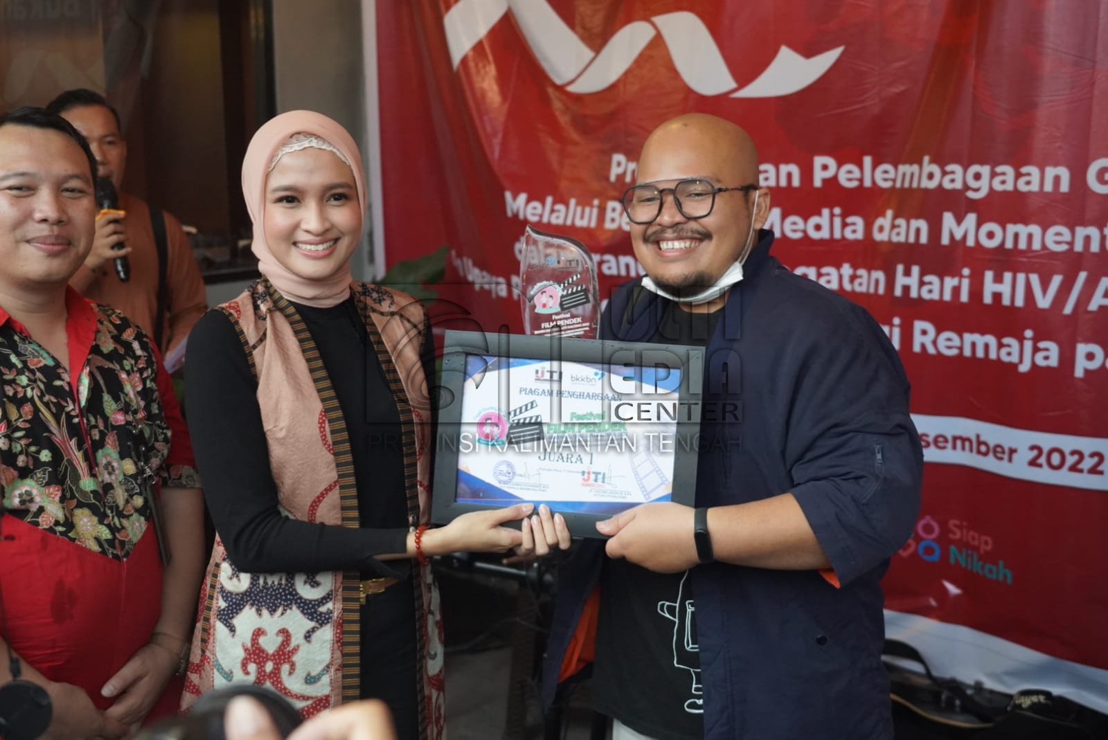 Ketua TP-PKK Ivo Sugianto Sabran Hadiri Momentum Peringatan Hari HIV / AIDS Sedunia Tingkat Prov. Kalteng