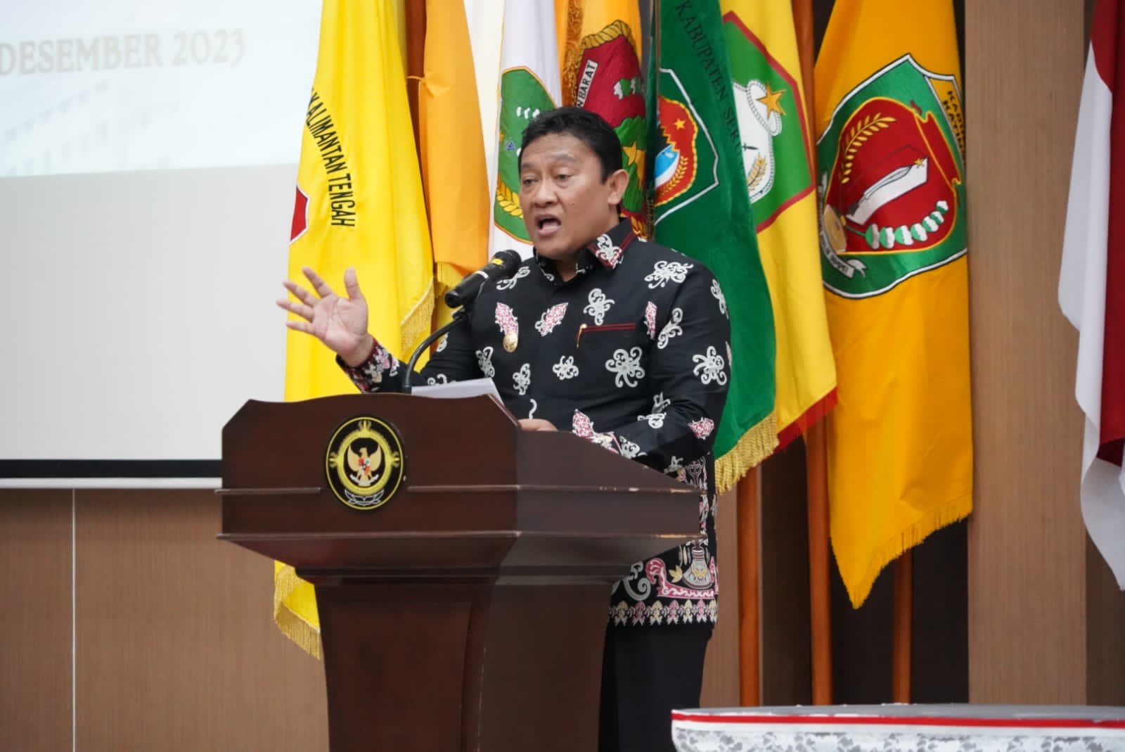 Wagub Kalteng Edy Pratowo Terima LHP Kinerja dan DTT Semester II Tahun 2023 dari BPK