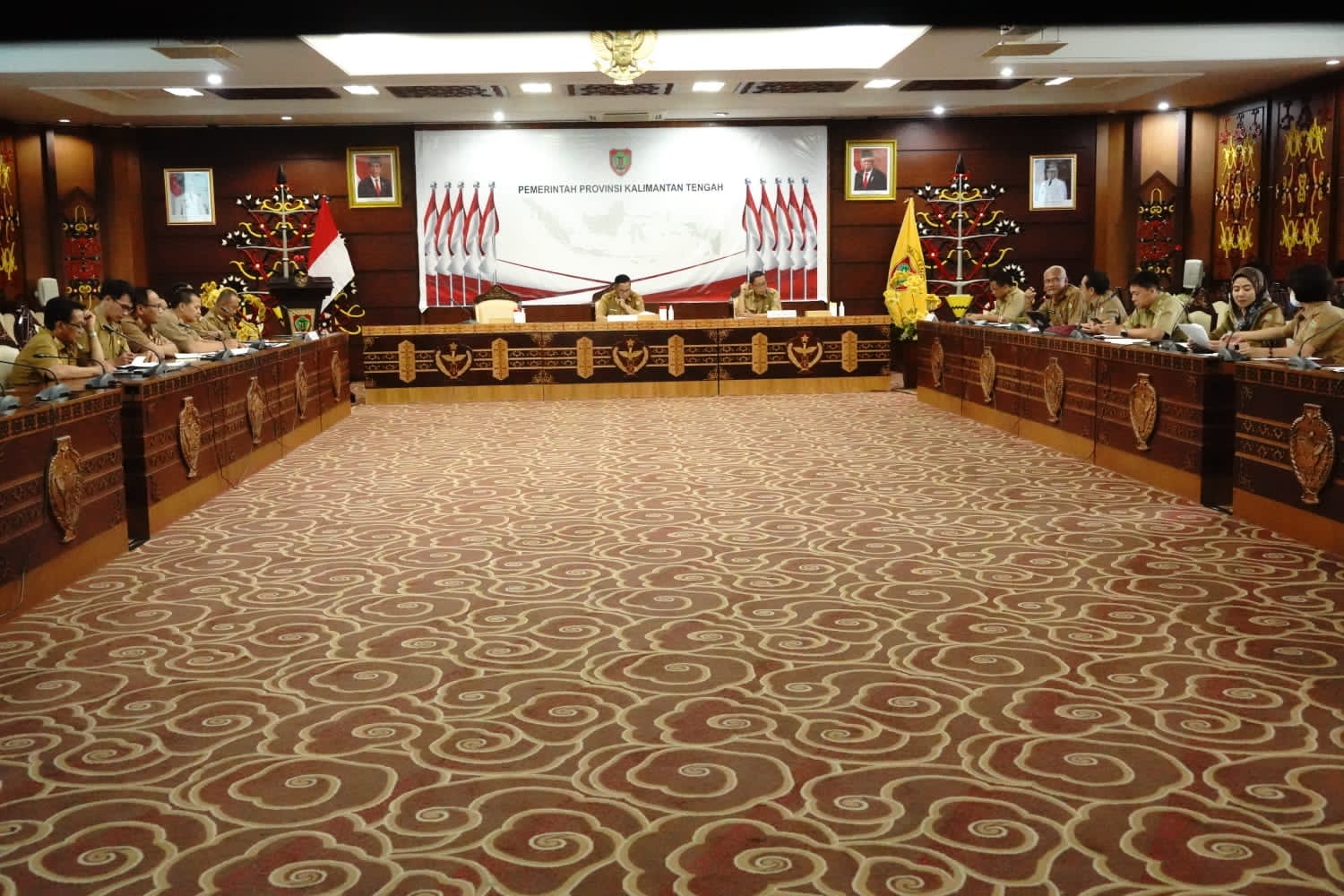 Asisten Ekbang Leonard S. Ampung Pimpin Rapat Mekanisme Penyampaian Keputusan Menteri Koordinator Bidang Perekonomian
