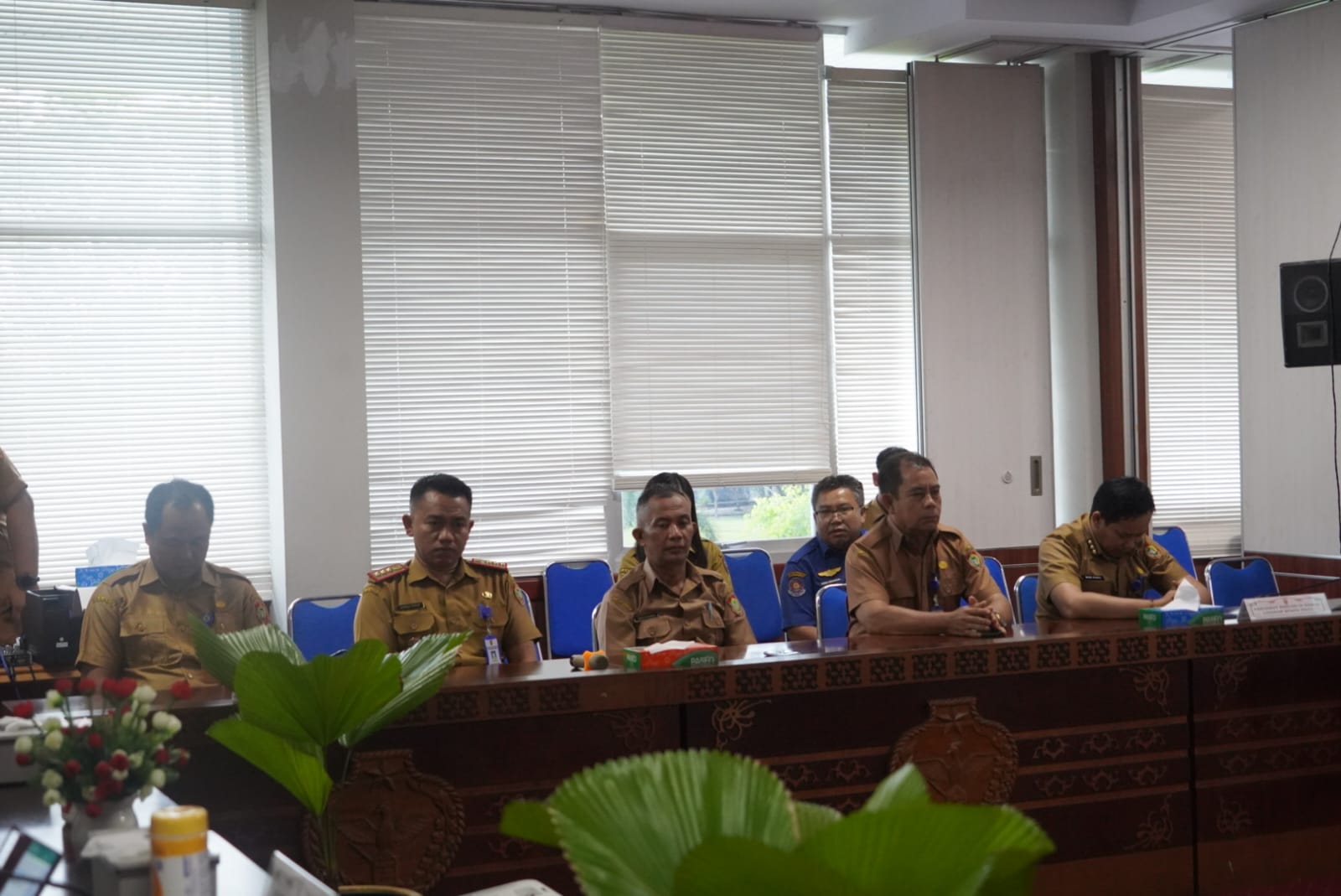 Sekda Prov. Kalteng Serahkan Surat Perintah Pelaksana Tugas (Plt) Kepala Pelaksana BPBPK Prov. Kalteng