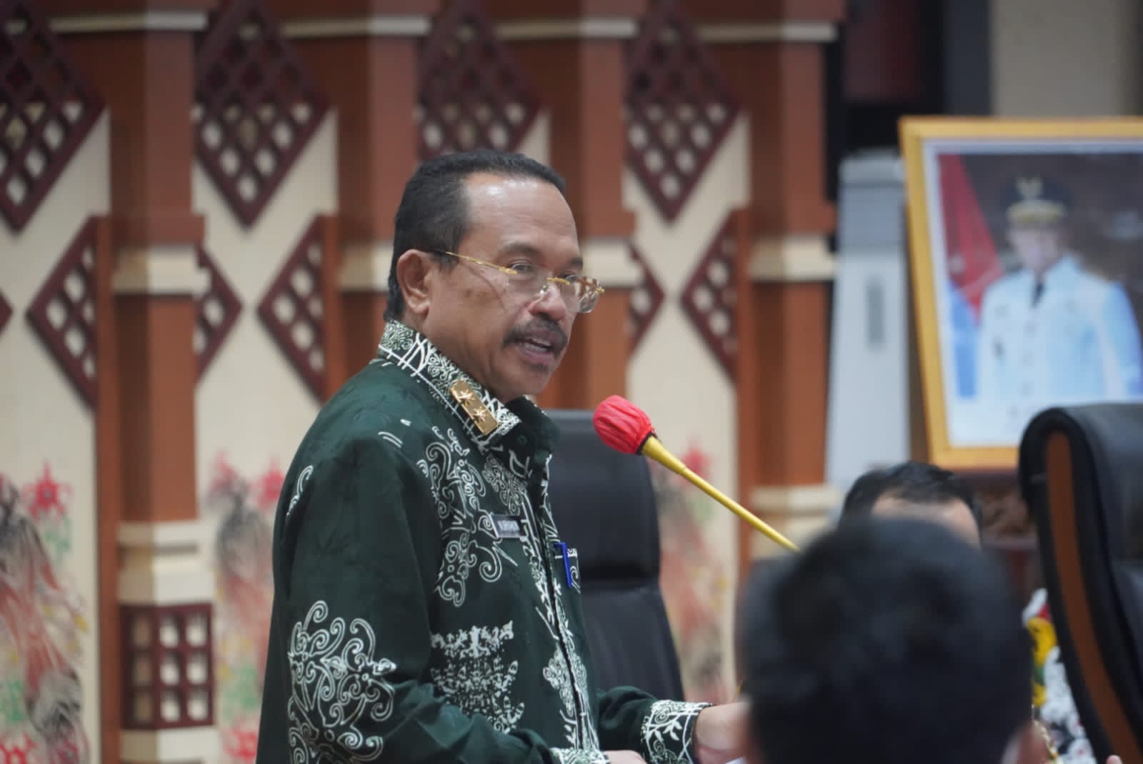 Sekda Prov. Kalteng Kukuhkan dan Melantik Pengurus Karang Taruna Prov. Kalteng Periode 2023-2028