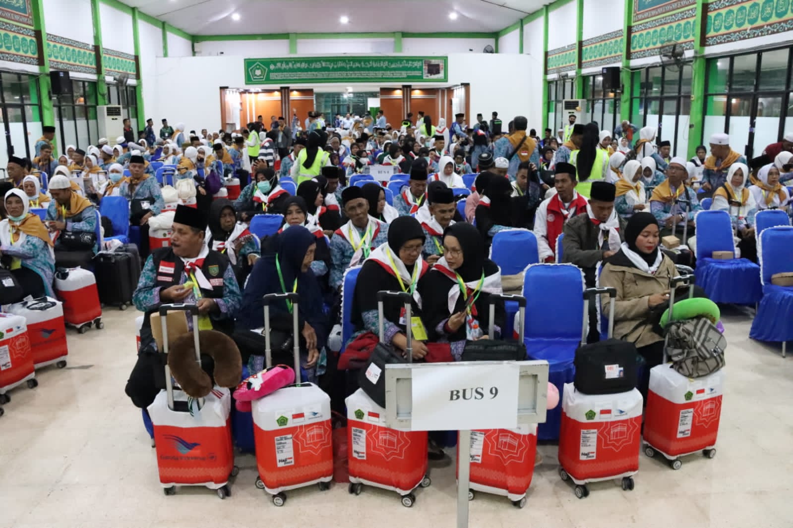 Pelepasan Jemaah Haji Kloter BDJ 04 Asal Kabupaten Barito Selatan dan Kotawaringin Timur