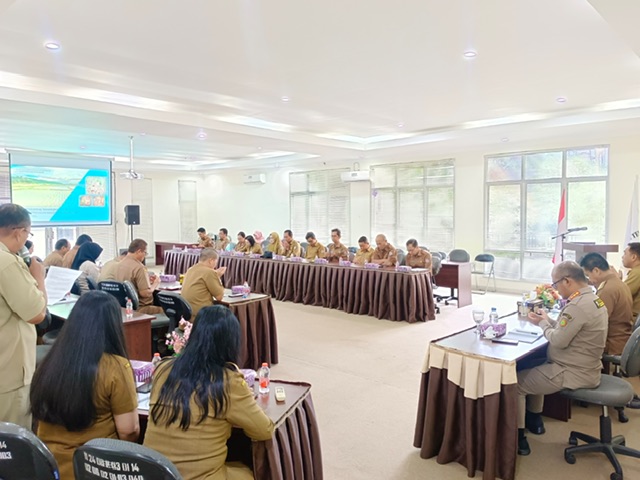 Kepala Disbun Prov. Kalteng Rizky R Badjuri Terima Kunker Penjabat (Pj) Bupati Murung Raya Hermon Beserta Jajaran