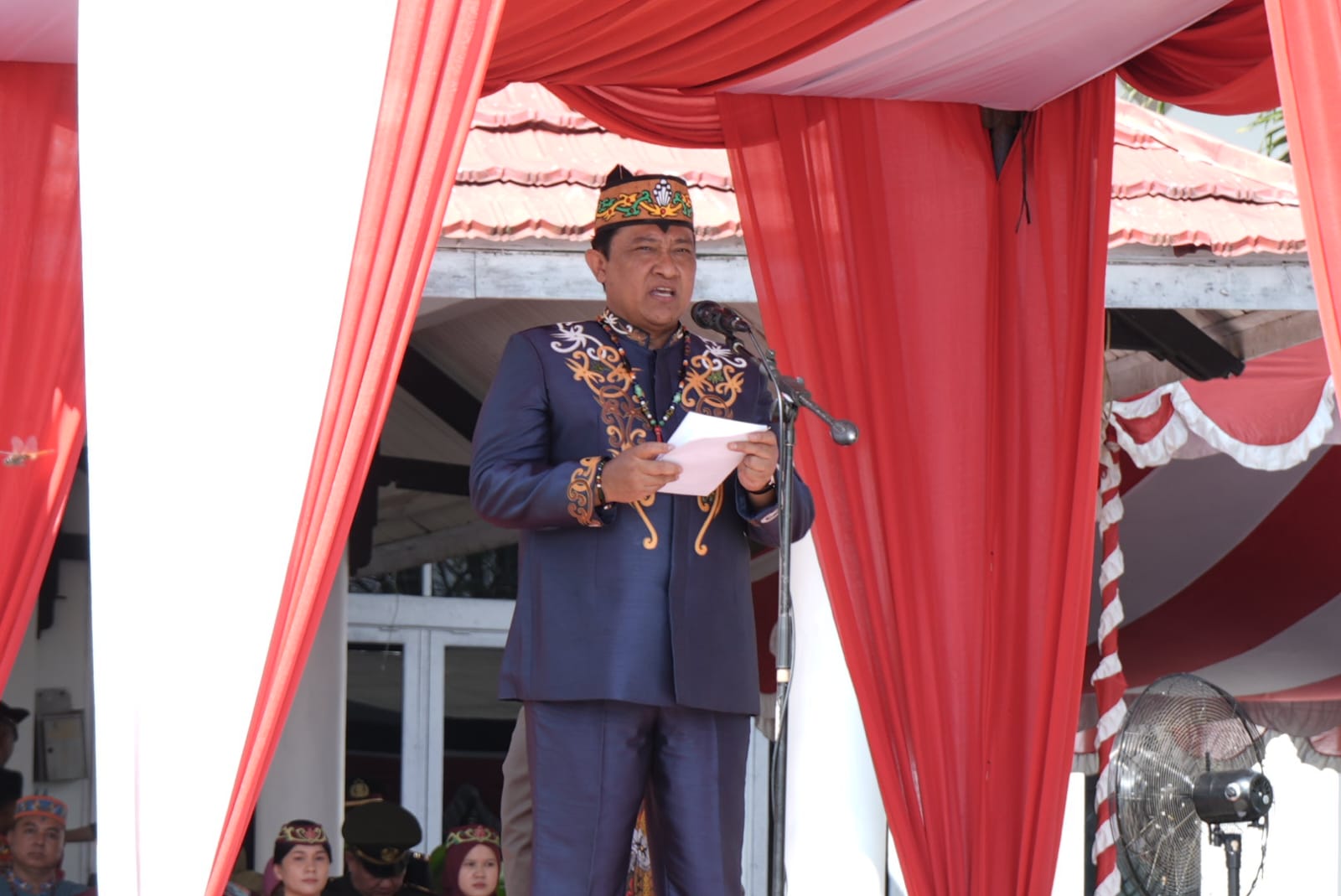 Wagub Edy Pratowo Pimpin Upacara Hari Jadi Ke-24 Kabupaten Sukamara