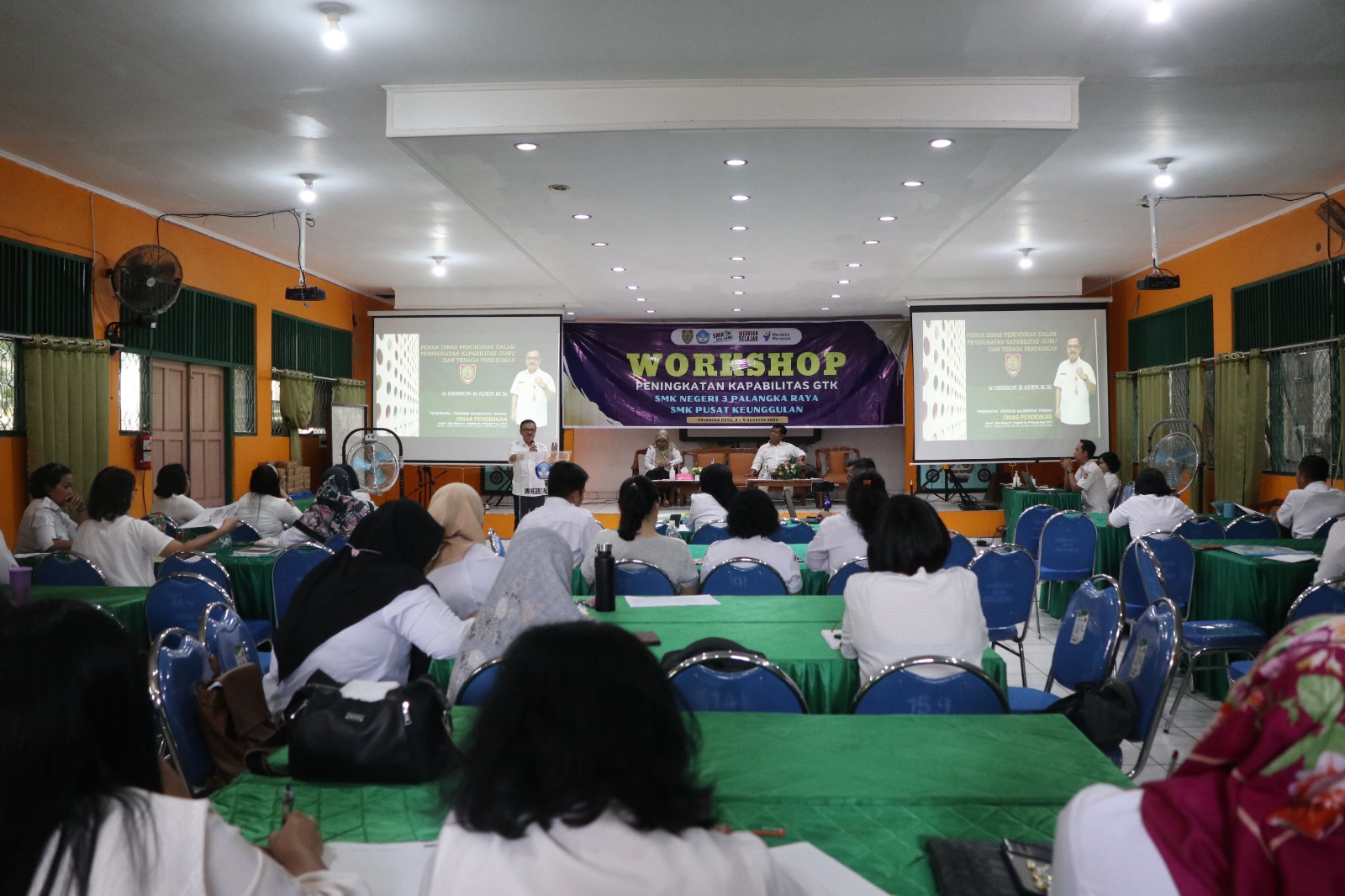 Plt. Kepala Disdik Prov. Kalteng Herson B. Aden Jadi Narasumber Pada Workshop Peningkatan Kapabilitas Guru dan Tenaga Kependidikan