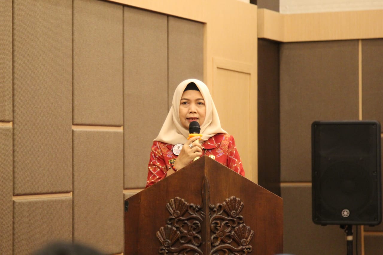 Asisten Ekbang Sri Widanarni Buka Bimbingan Teknis Pendampingan, Penerapan Aplikasi Srikandi di Lingkungan Pemda Provinsi/Kabupaten Se Kalteng