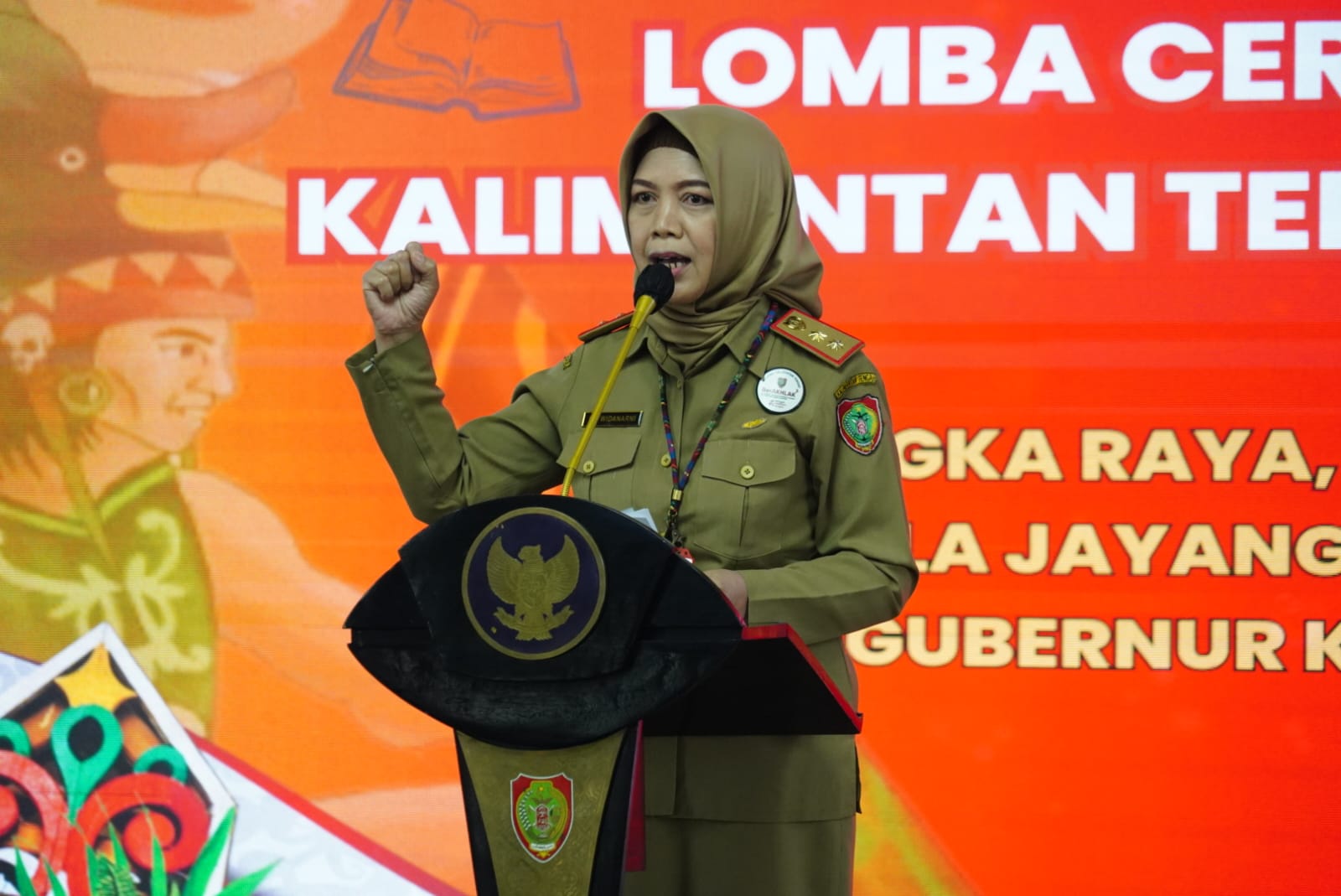 Asisten Ekbang Sri Widanarni Buka Lomba Karya Tulis Cerita Rakyat Kalteng