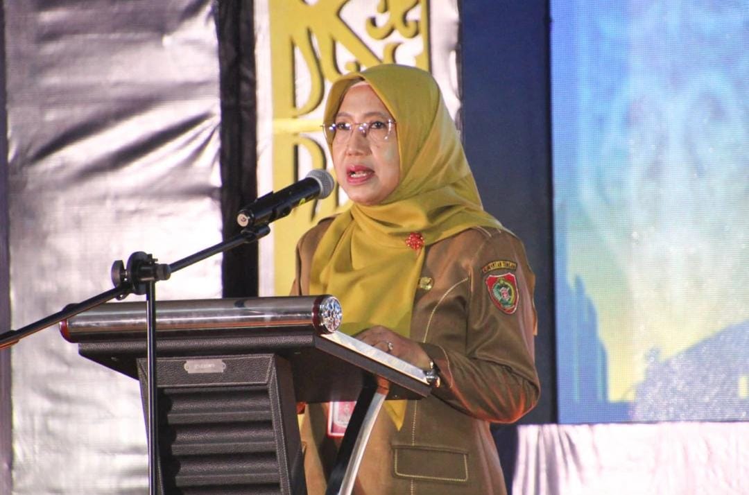 Asisten Administrasi Umum Setda Kalteng Buka Festival Tunas Bahasa Ibu Tingkat Provinsi Kalteng