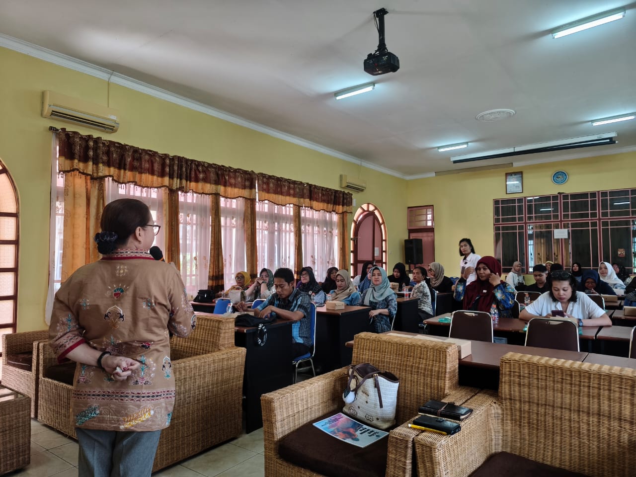 Dinas Dagperin Prov. Kalteng Adakan Pelatihan