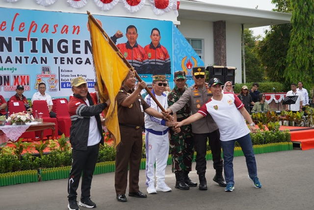 Gubernur Sugianto Sabran Lepas Kontingen Kalteng Untuk Ikuti PON ke-21