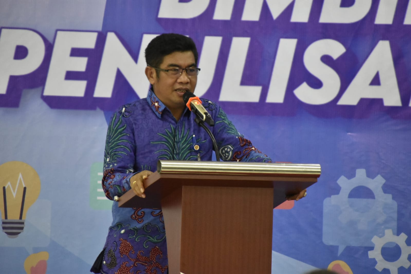 Diskominfosantik Prov. Kalteng Gelar Bimbingan Teknis Penulisan Berita Online