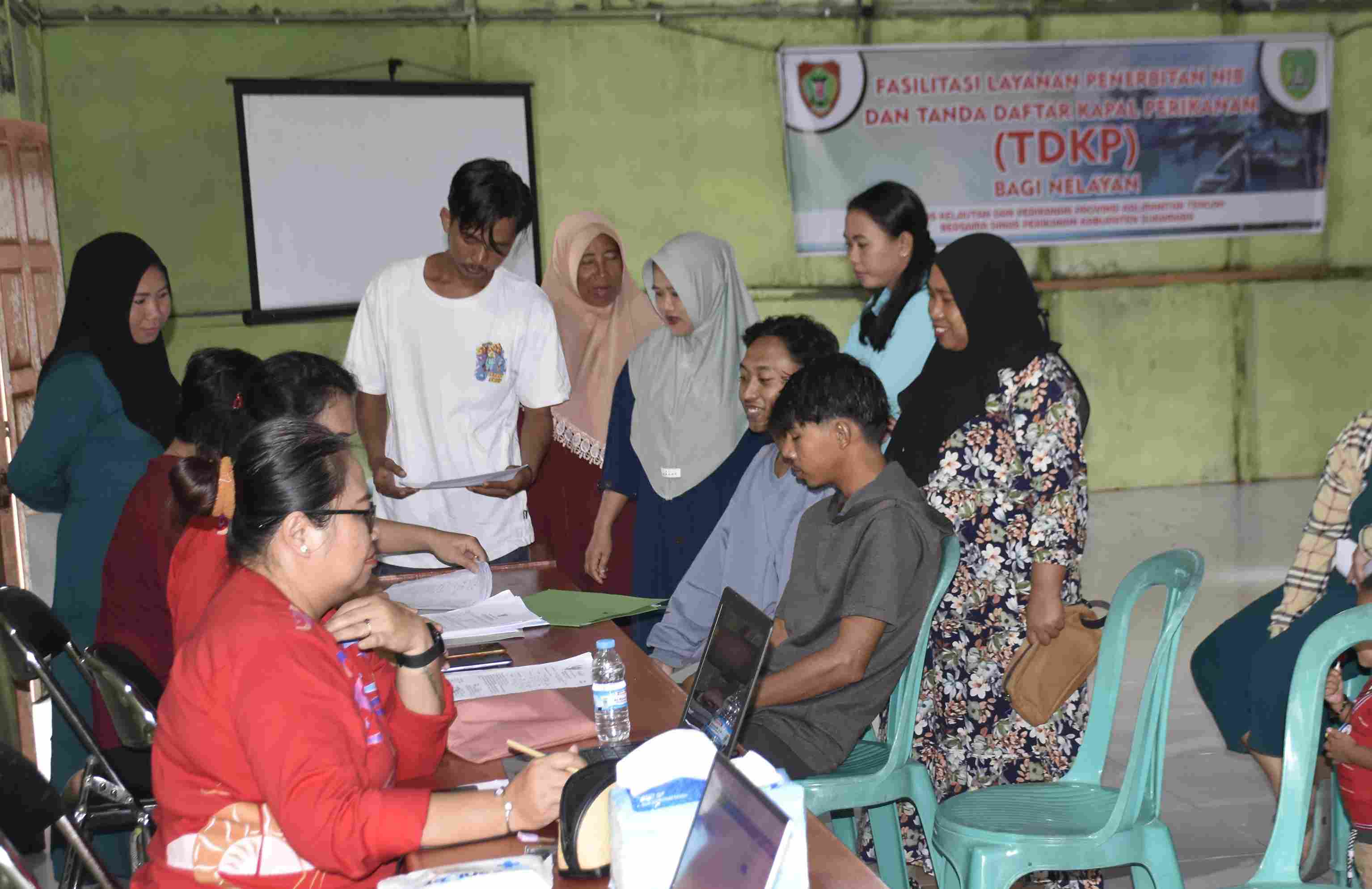 Dislutkan Prov. Kalteng Kembali Laksanakan Layanan Gerai Perizinan Usaha Perikanan Tangkap di Sentra-Sentra Nelayan Kalteng