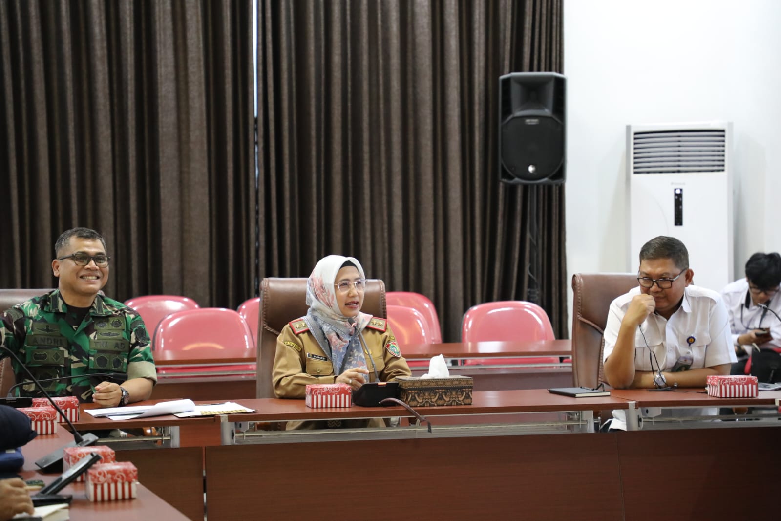 Kadis TPHP Sunarti Pimpin Rakor Percepatan Olah Tanah