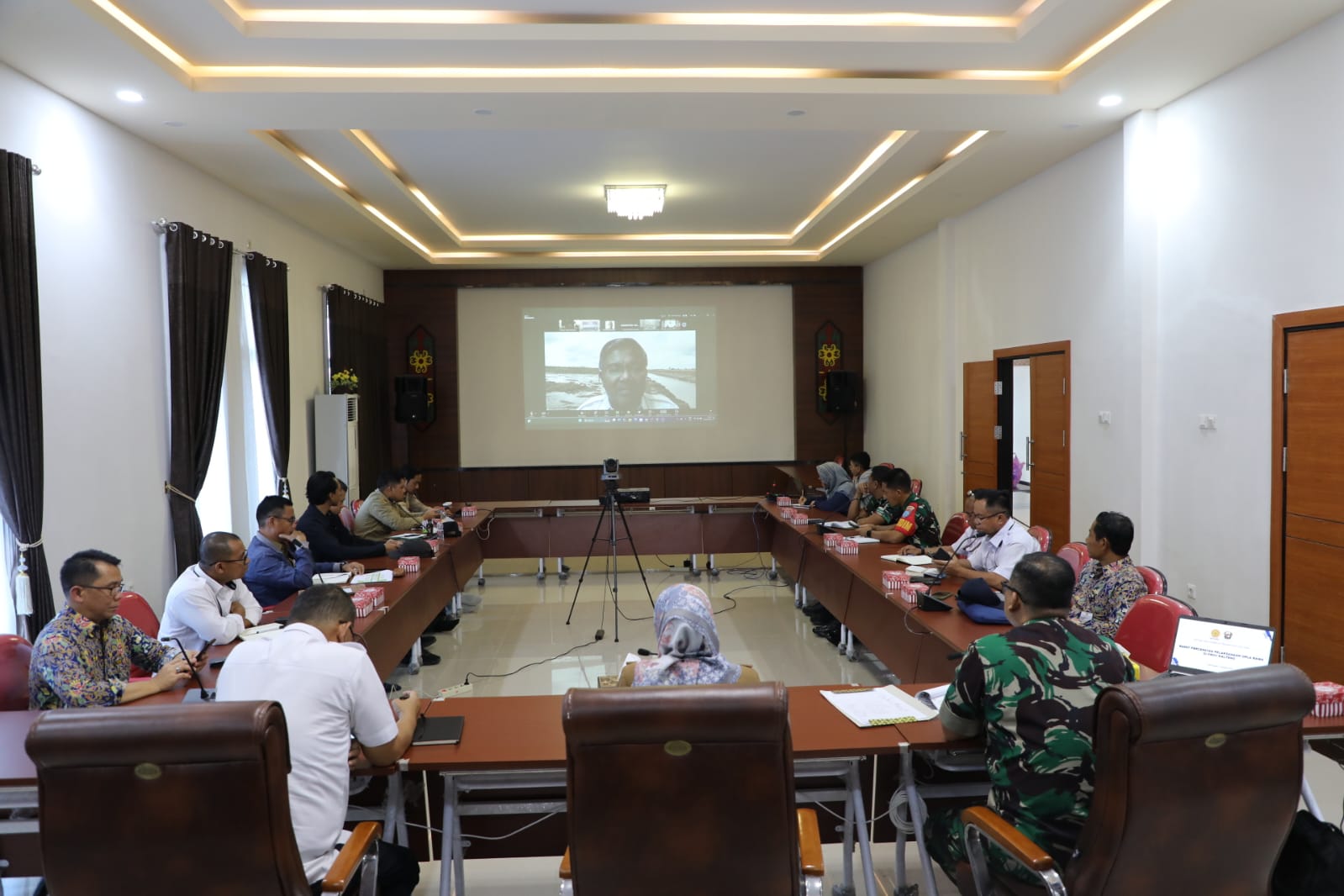 Kadis TPHP Sunarti Pimpin Rakor Percepatan Olah Tanah