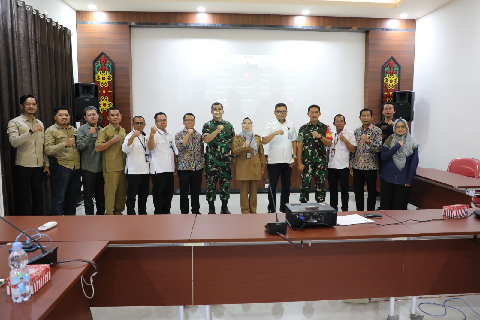 Kadis TPHP Sunarti Pimpin Rakor Percepatan Olah Tanah