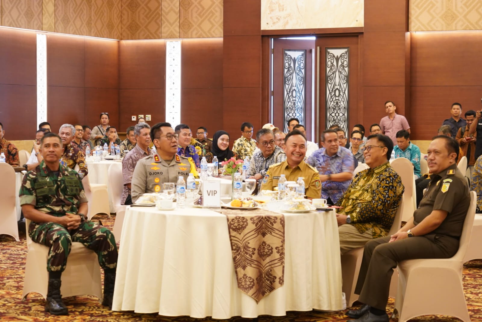 Gubernur Sugianto Sabran Berharap Pada Forum ini Akan Jadi Wadah yang Strategis Bagi Para Pemangku Kepentingan Untuk Mencari Solusi