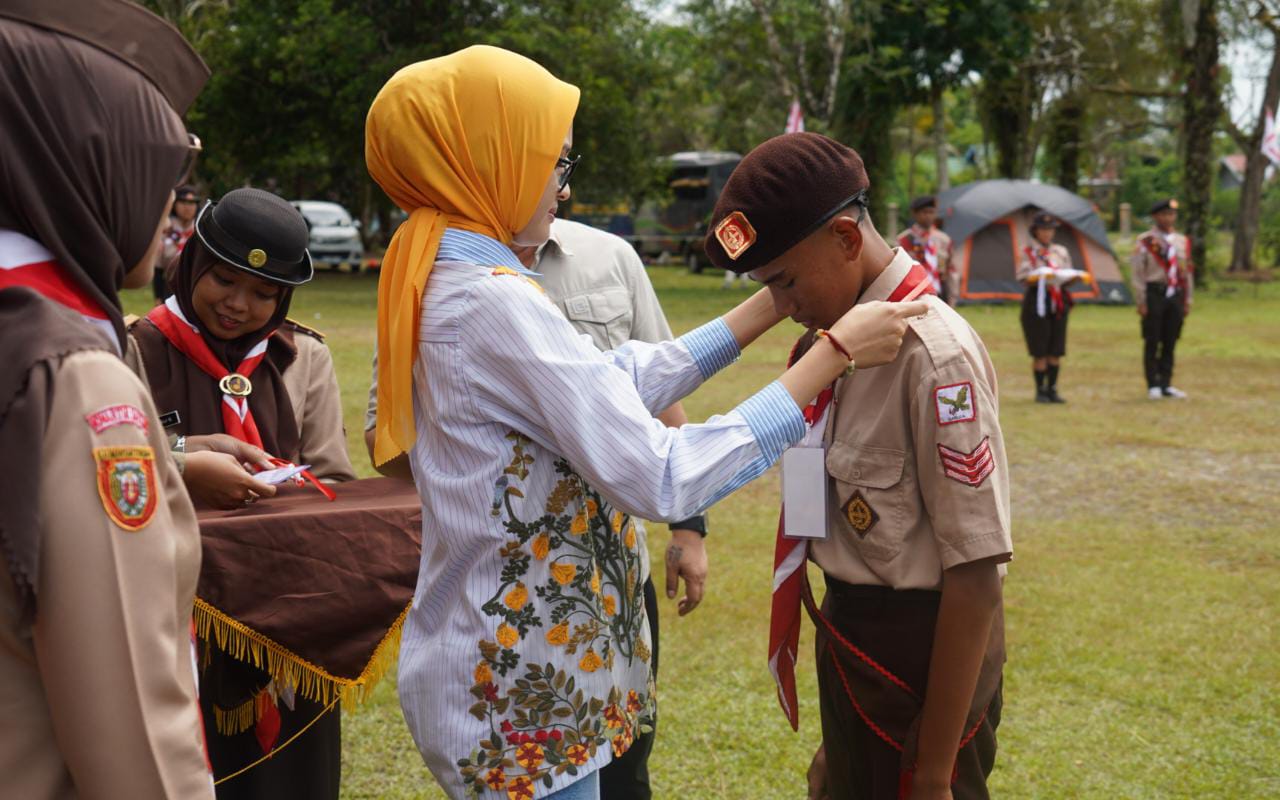 Ketua Kwartir Daerah Gerakan Pramuka Kalteng Ivo Sugianto Sabran Buka Lomba Tingkat IV Pramuka Penggalang Se-Kalimantan Tengah Tahun 2023