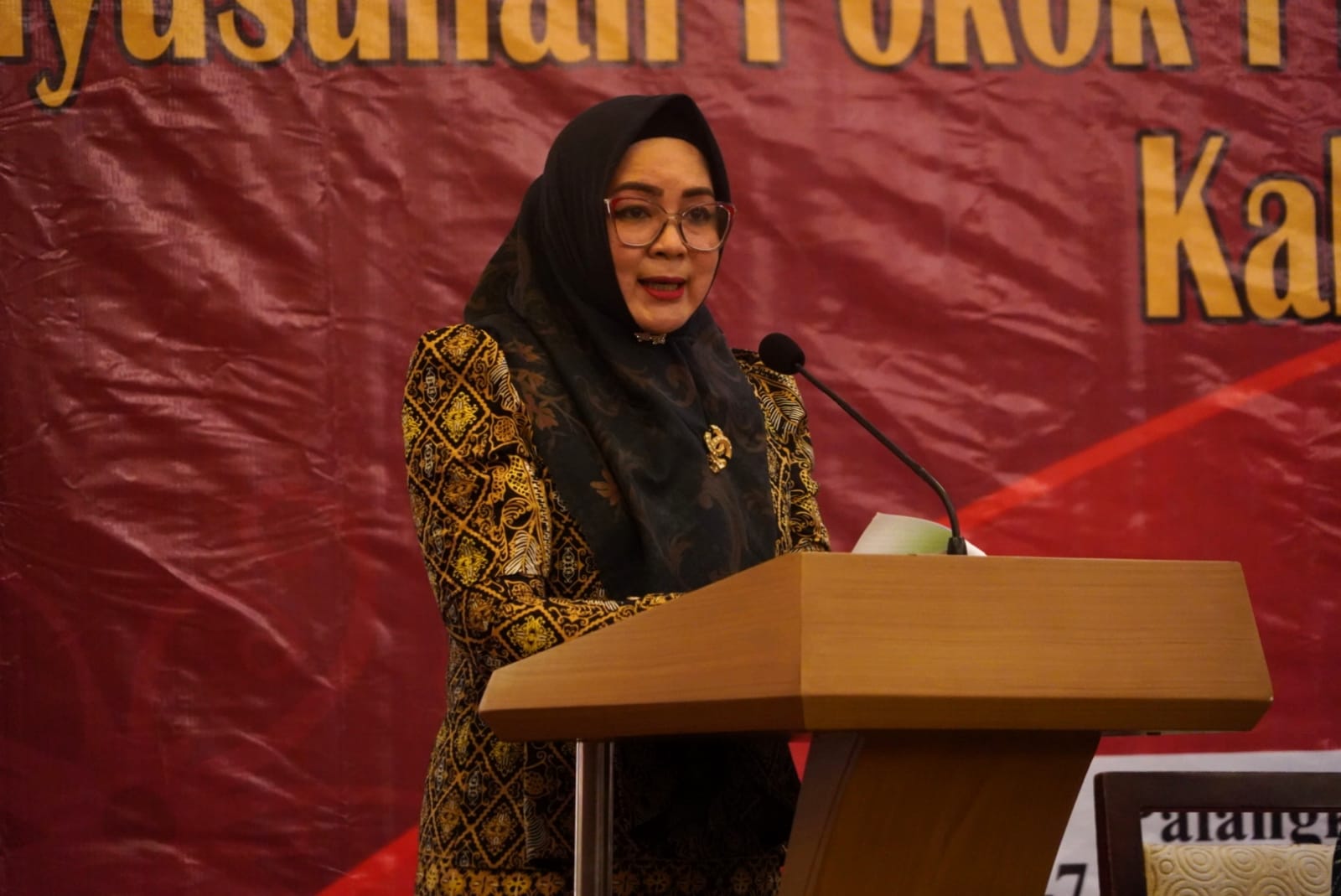 Dinas Kebudayaan dan Pariwisata Prov. Kalteng Gelar Seminar dan FGD Penyusunan Pokok Pikiran Kebudayaan Daerah PPKD