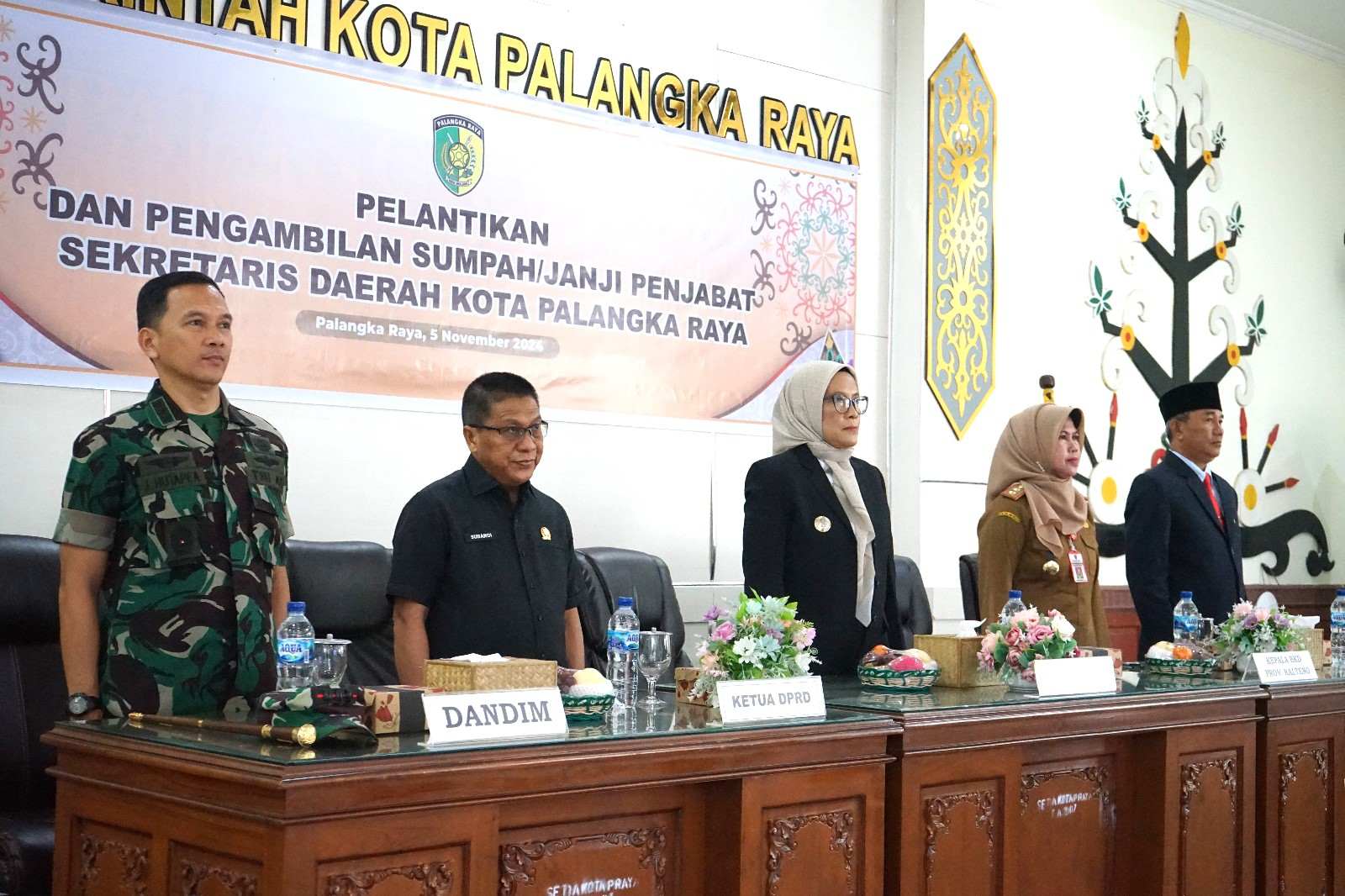 Kepala BKD Lisda Arriyana Hadiri Pelantikan Pj Sekda Kota Palangka Raya