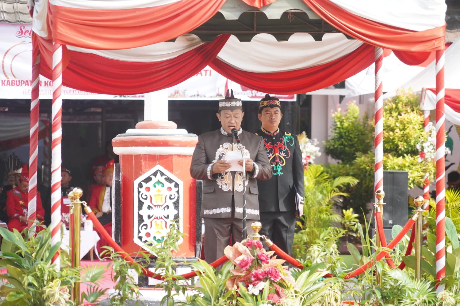 Wagub Kalteng Edy Pratowo Pimpin Upacara Peringatan Hari Jadi ke-70 Kab. Kotim