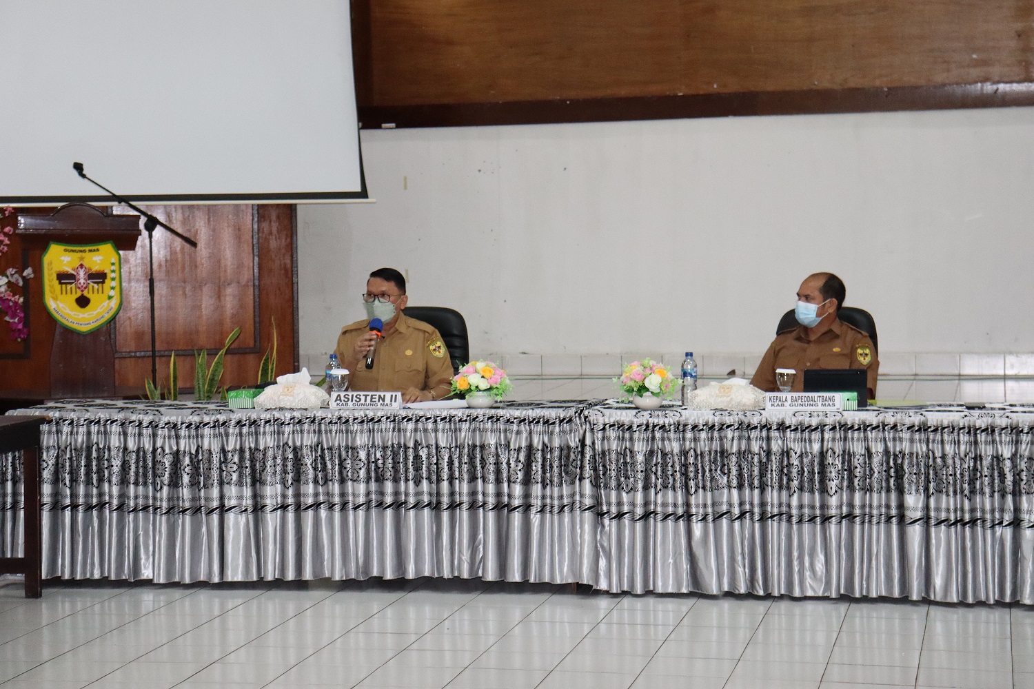 Asisten Perekonomian Dan Pembangunan Sekretariat Daerah Kab. Gunung Mas Pimpin Rapat Pra-Musrenbang Tingkat Kecamatan Tahun 2022