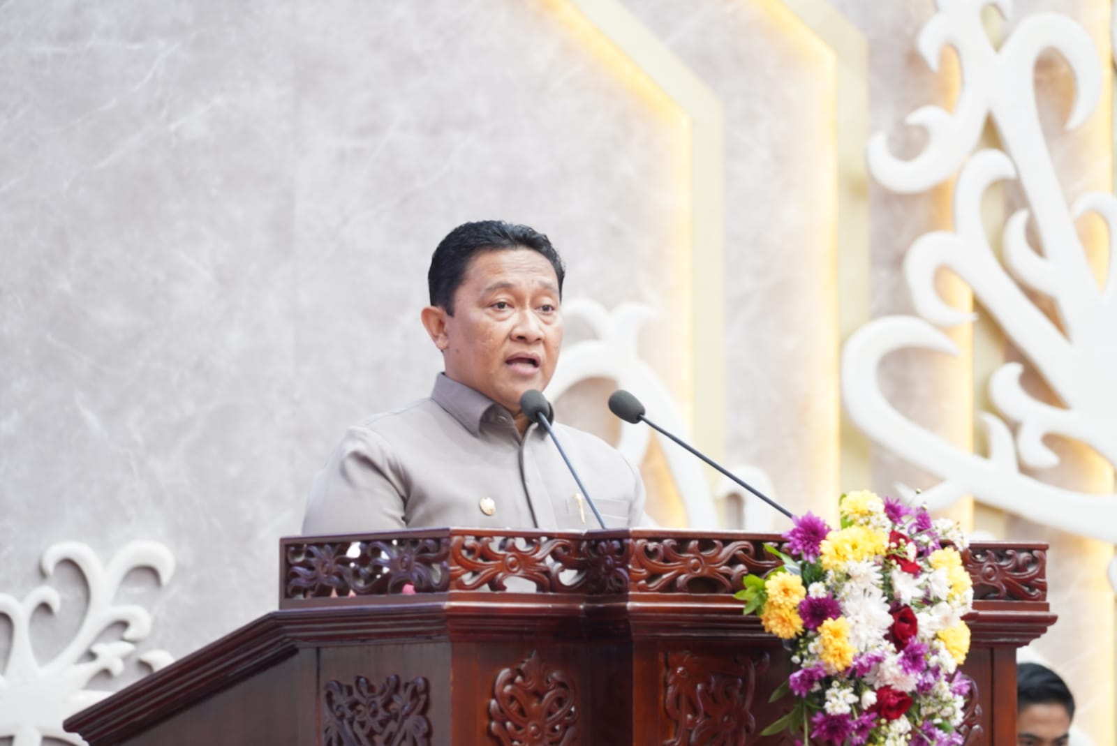 Wagub Kalteng Edy Pratowo Hadiri Rapur ke-5 Masa Persidangan II Tahun Sidang 2025