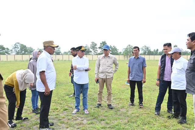 Gubernur Kalteng Agustiar Sabran Tinjau Fasilitas Olahraga dan Sport Center