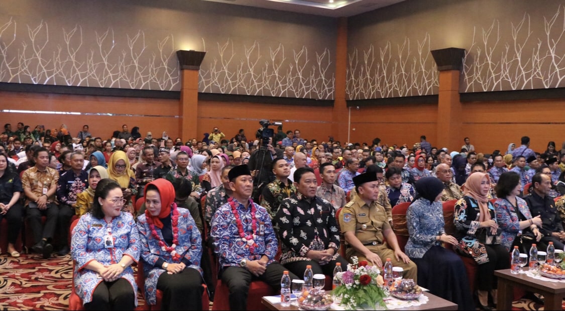Kepala BKD Prov. Kalteng Turut Hadiri Peringatan Harganas dan HAN