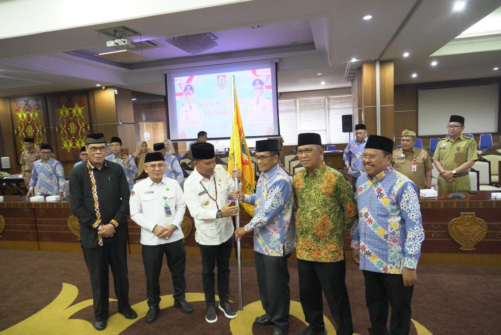Gubernur Kalteng Agustiar Sabran Melepas Keberangkatan Kafilah Kalteng