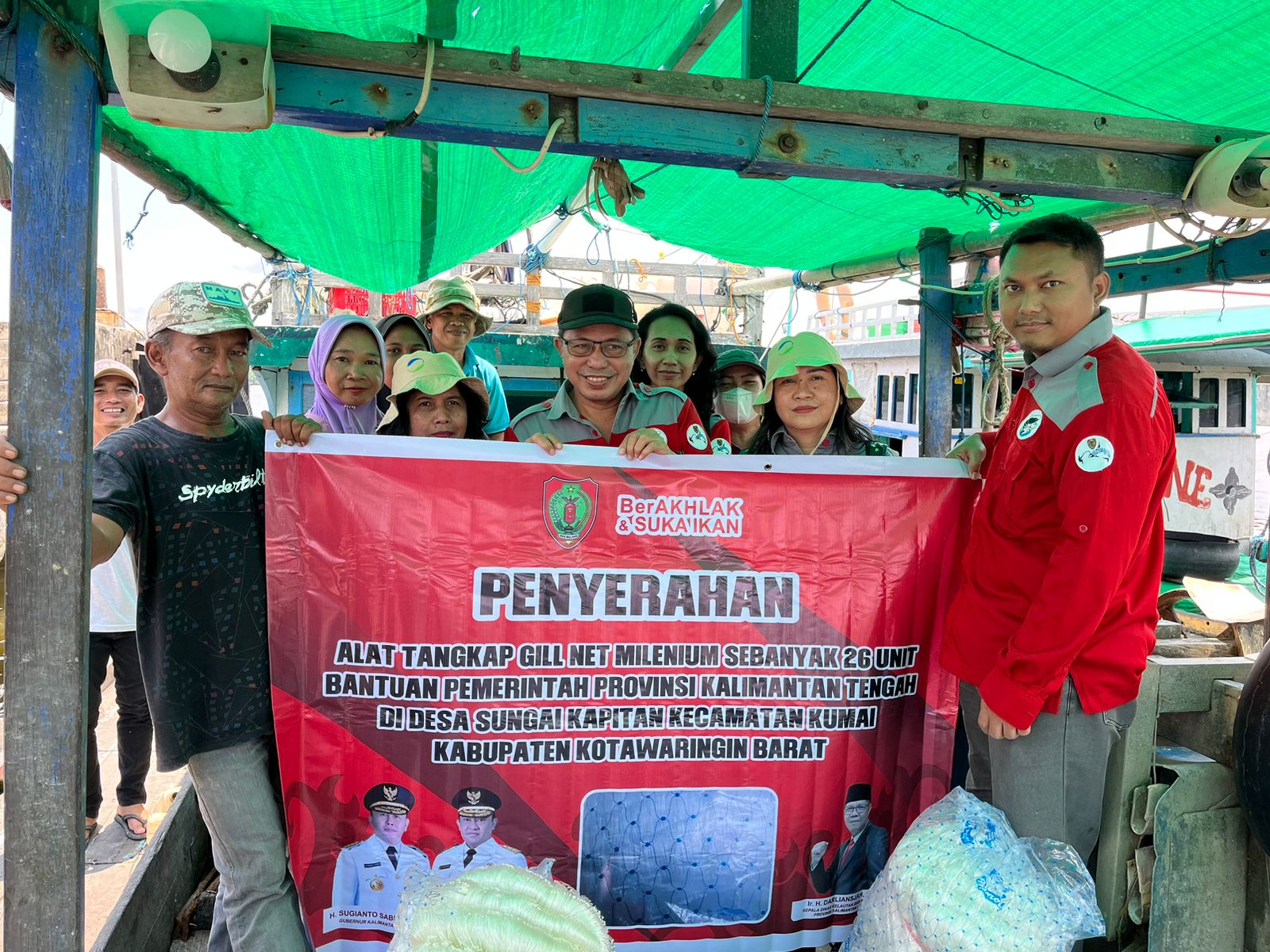 Kadislutkan Prov. Kalteng Harapkan Dengan Diberikannya Bantuan Alat Tangkap Dapat Tingkatkan Hasil Produksi Perikanan