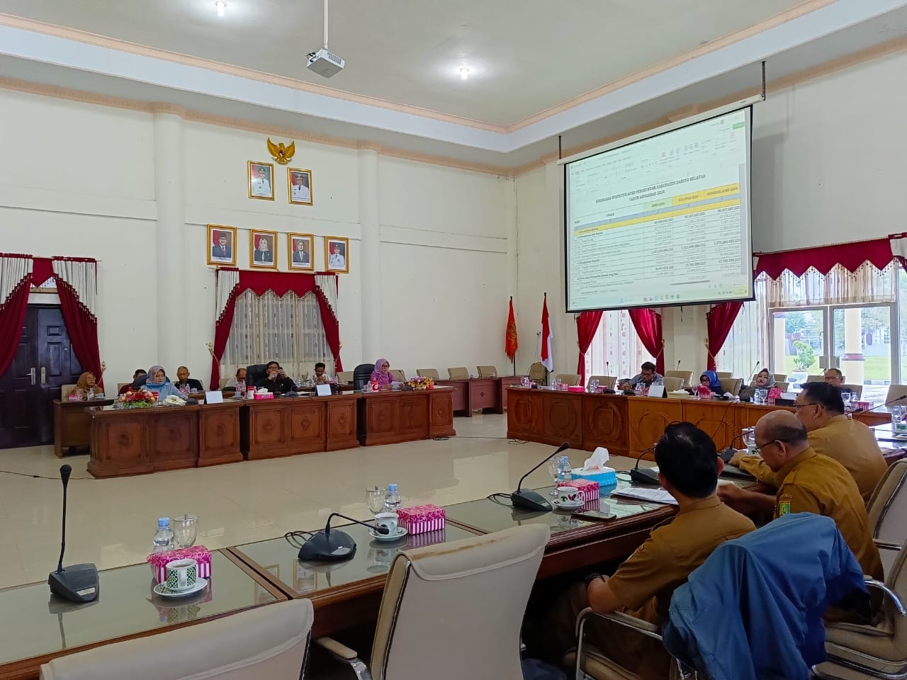Pembahasan APBD Barsel 2024 Ditunda