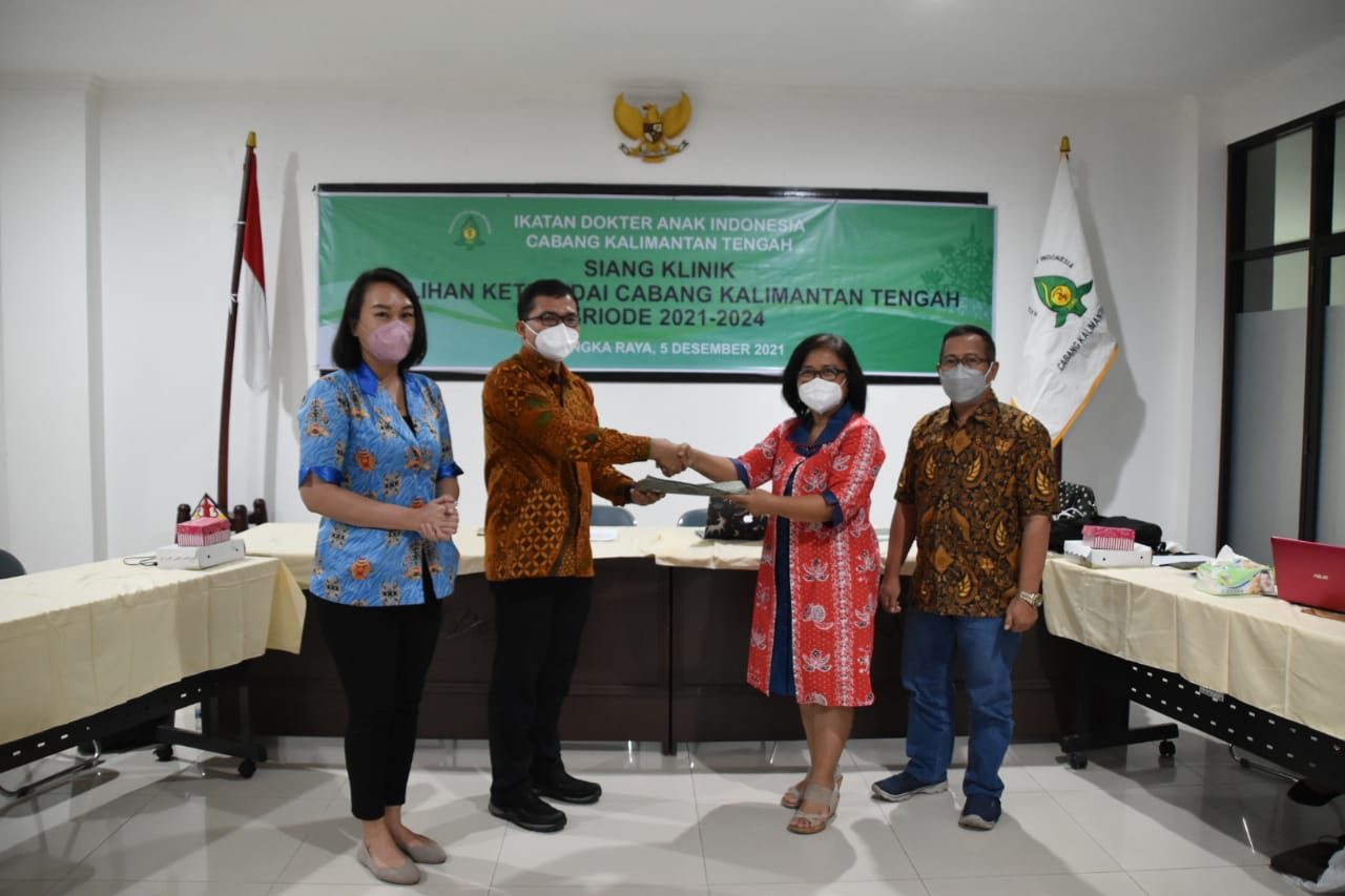dr. Ni Made Yuliari Kembali Pimpin IDAI Kalteng