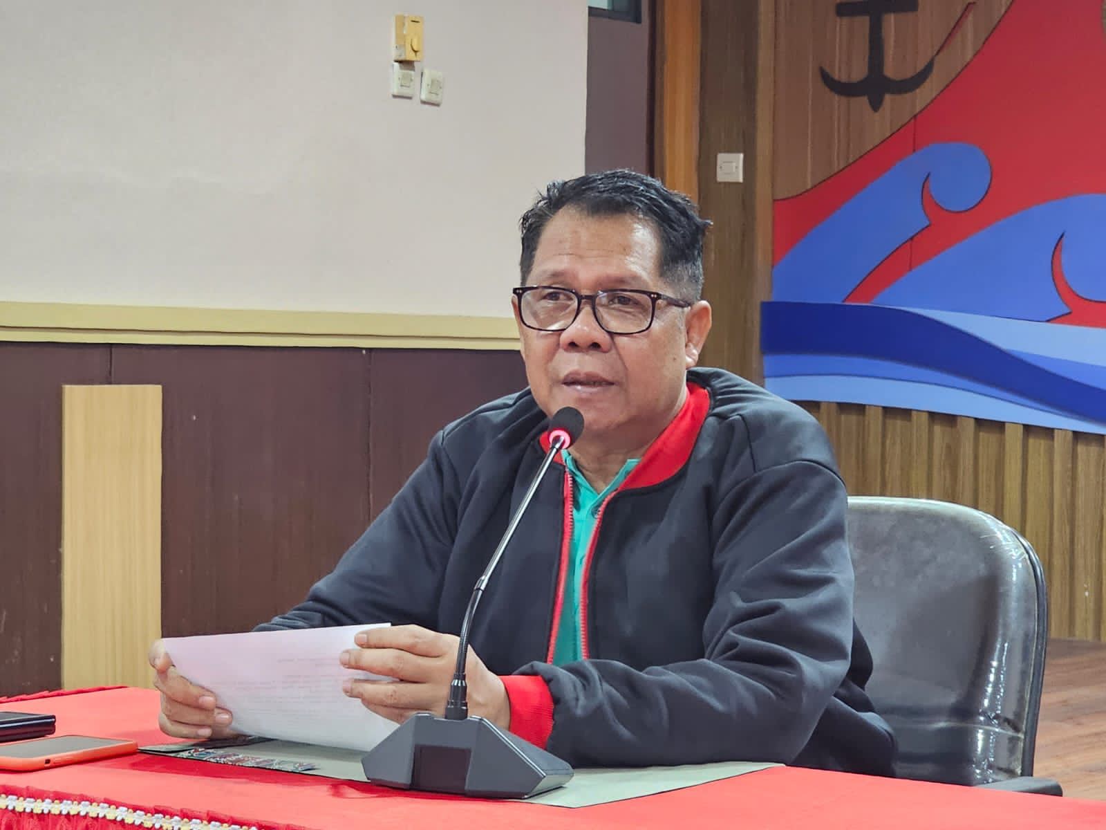 Kepala Dislutkan Prov. Kalteng Darliansjah Beri Arahan Kepada Tim PPID Pelaksana Dislutkan Prov. Kalteng