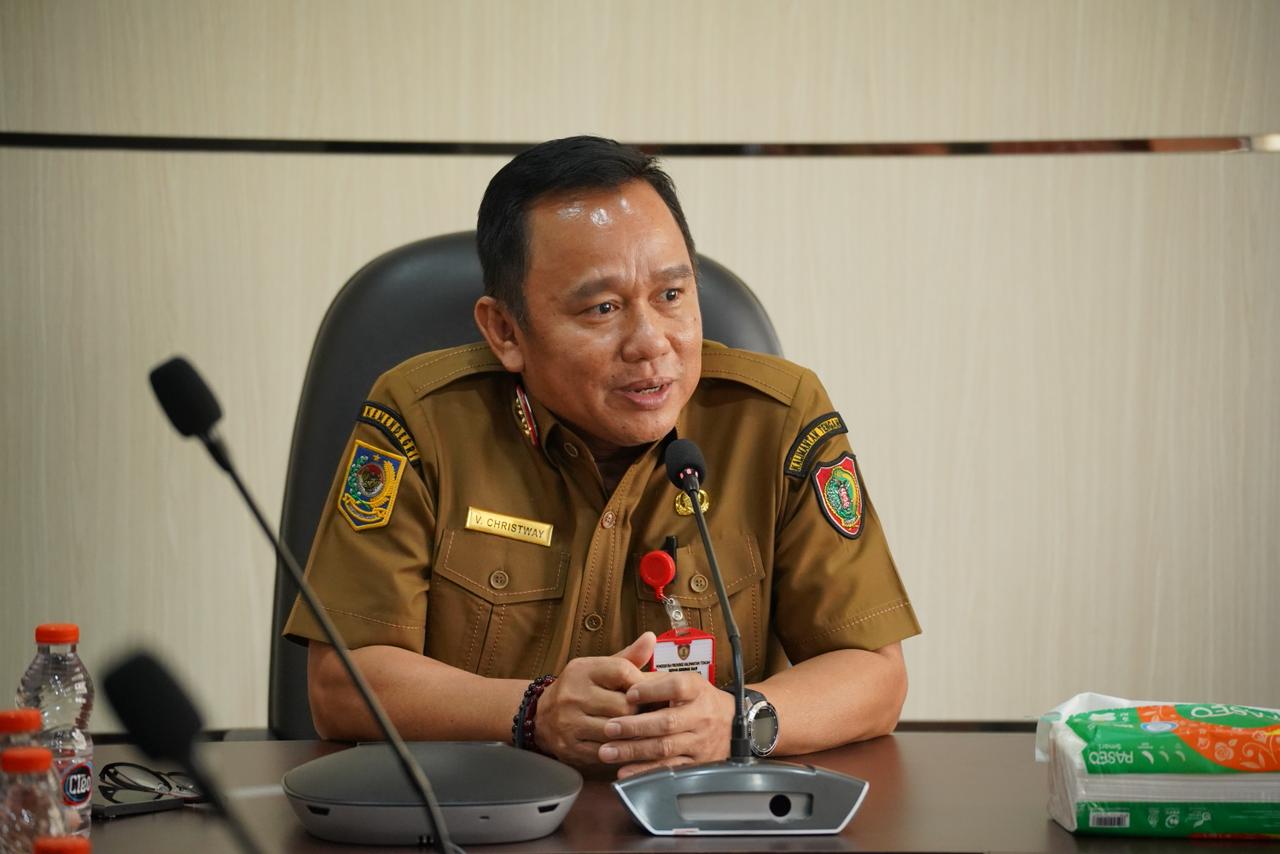Kepala Dinas ESDM Vent Christway Terima Kunjungan dari Manager PLN Unit Pelaksana Proyek Kelistrikan Kalsel dan Manager UP2K PT. PLN (Persero) Kalteng