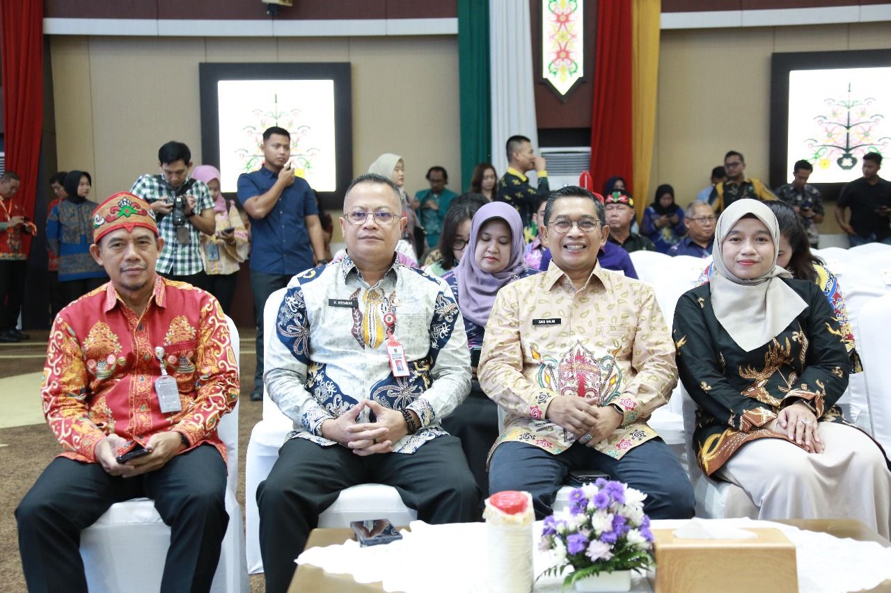 Kepala Dinas PMD Prov. Kalteng Aryawan Sampaikan Rasa Optimisnya Bahwa Para Ketua yang Dilantik Dapat Menjalankan Amanah
