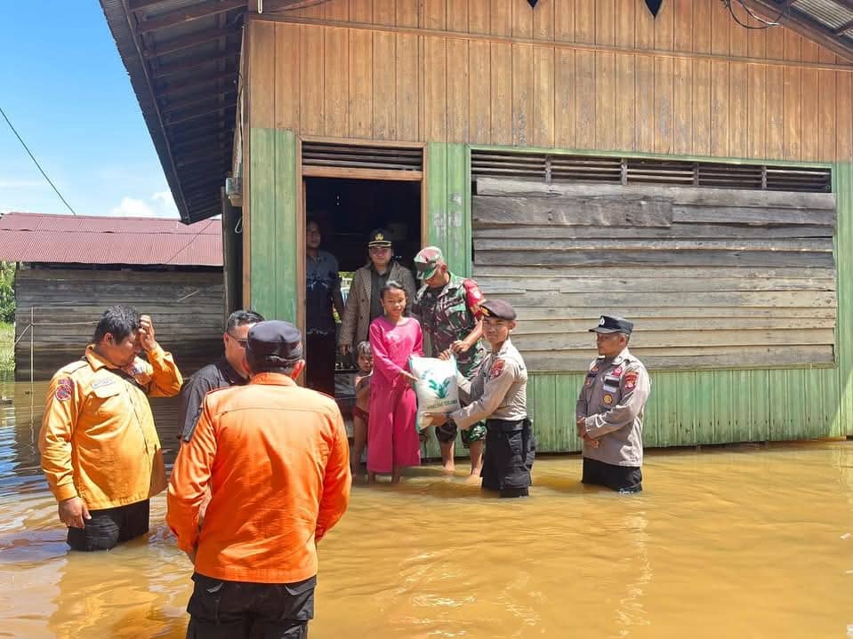 Kepala Pelaksana BPBPK Prov. Kalteng Ahmad Toyib Sampaikan Pihaknya Terus Koordinasi dengan BPBD Kabupaten yang Terdampak Banjir