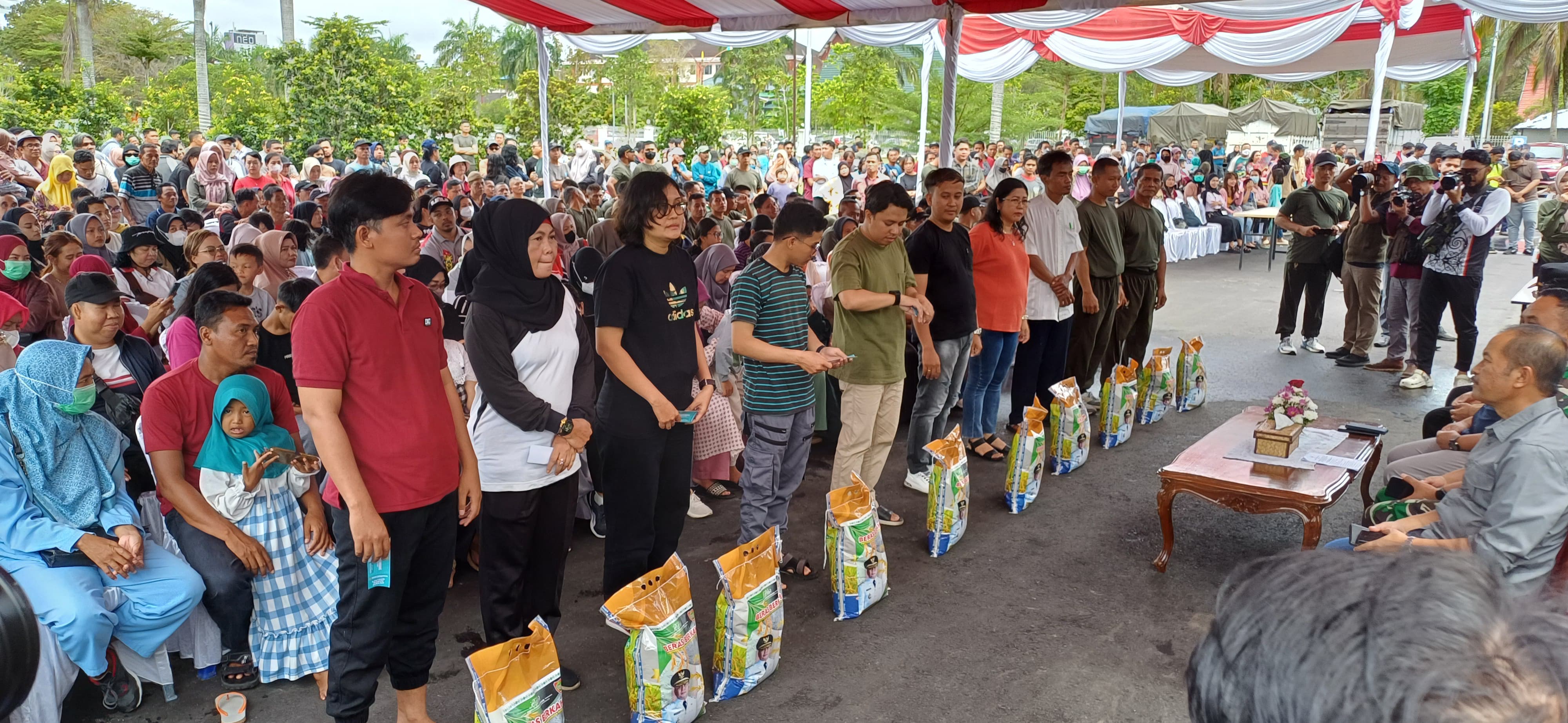 Wagub Edy Pratowo : Pemprov Kalteng Adakan Pasar Murah bagi ASN Pemprov Kalteng untuk Bantu Dalam Menyambut Hari Raya Idulfitri
