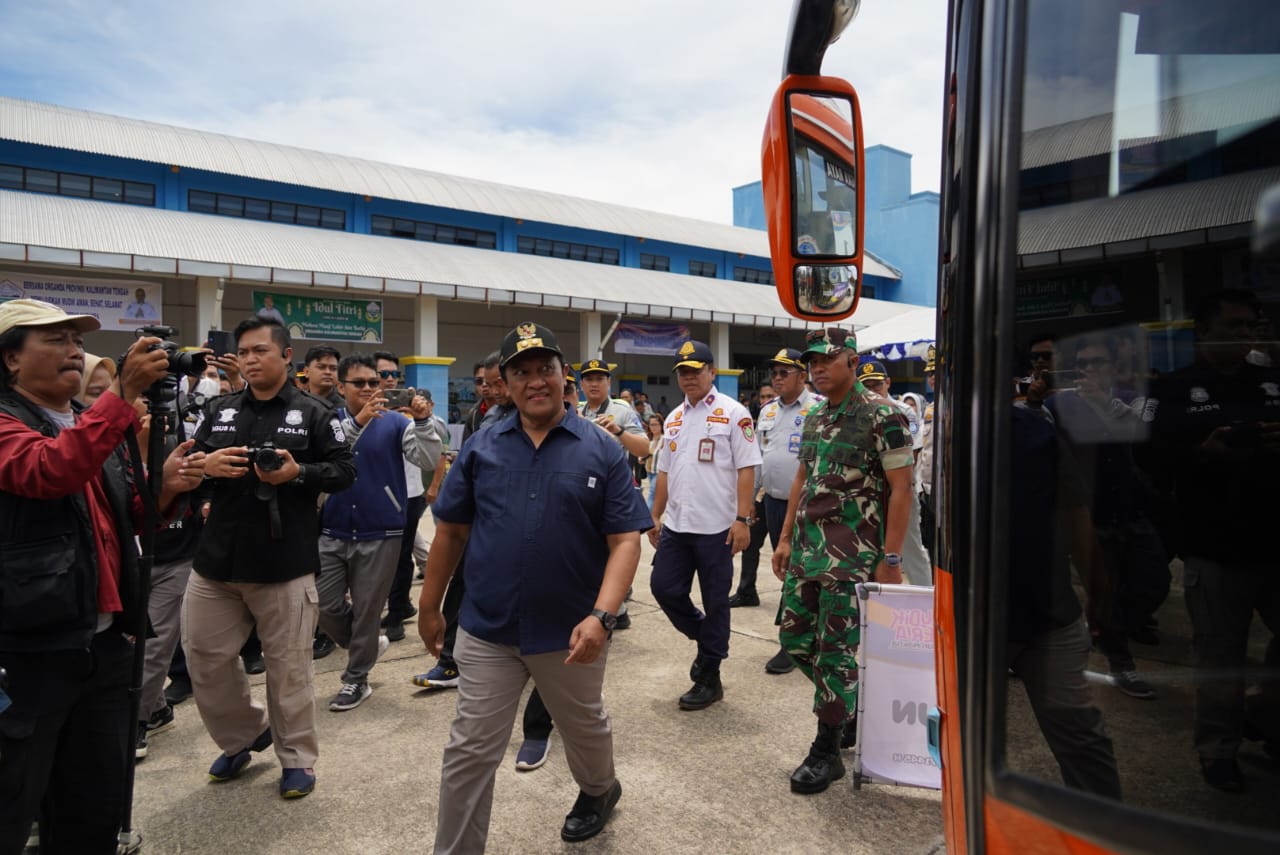 Wagub Kalteng Lepas Program Mudik Gratis Masa Angkutan Lebaran 1445 H