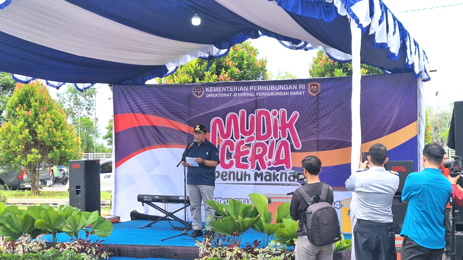 Kepala BKD Prov. Kalteng Lisda Arriyana Hadiri Pelepasan Program Mudik Gratis